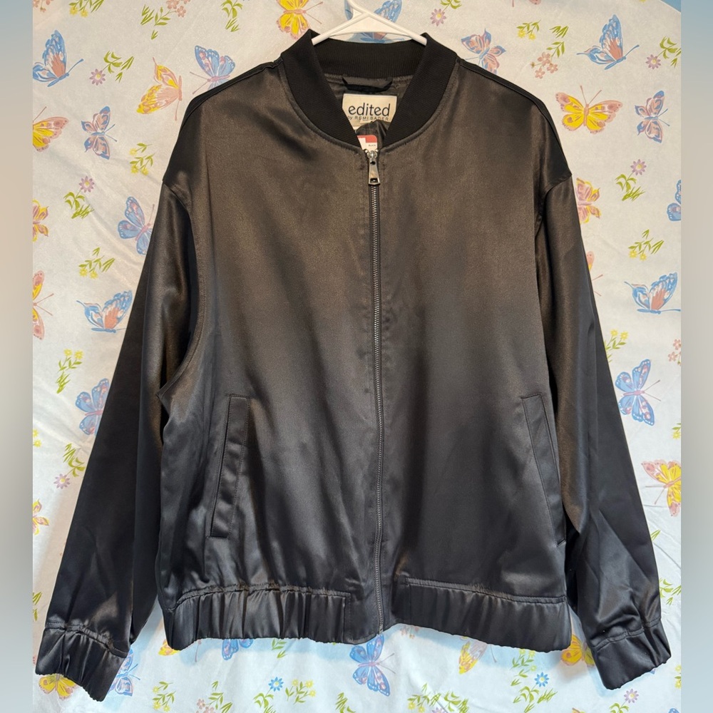 Edited by Remi Bader Black Satin Bomber Jacket Size XL NWT